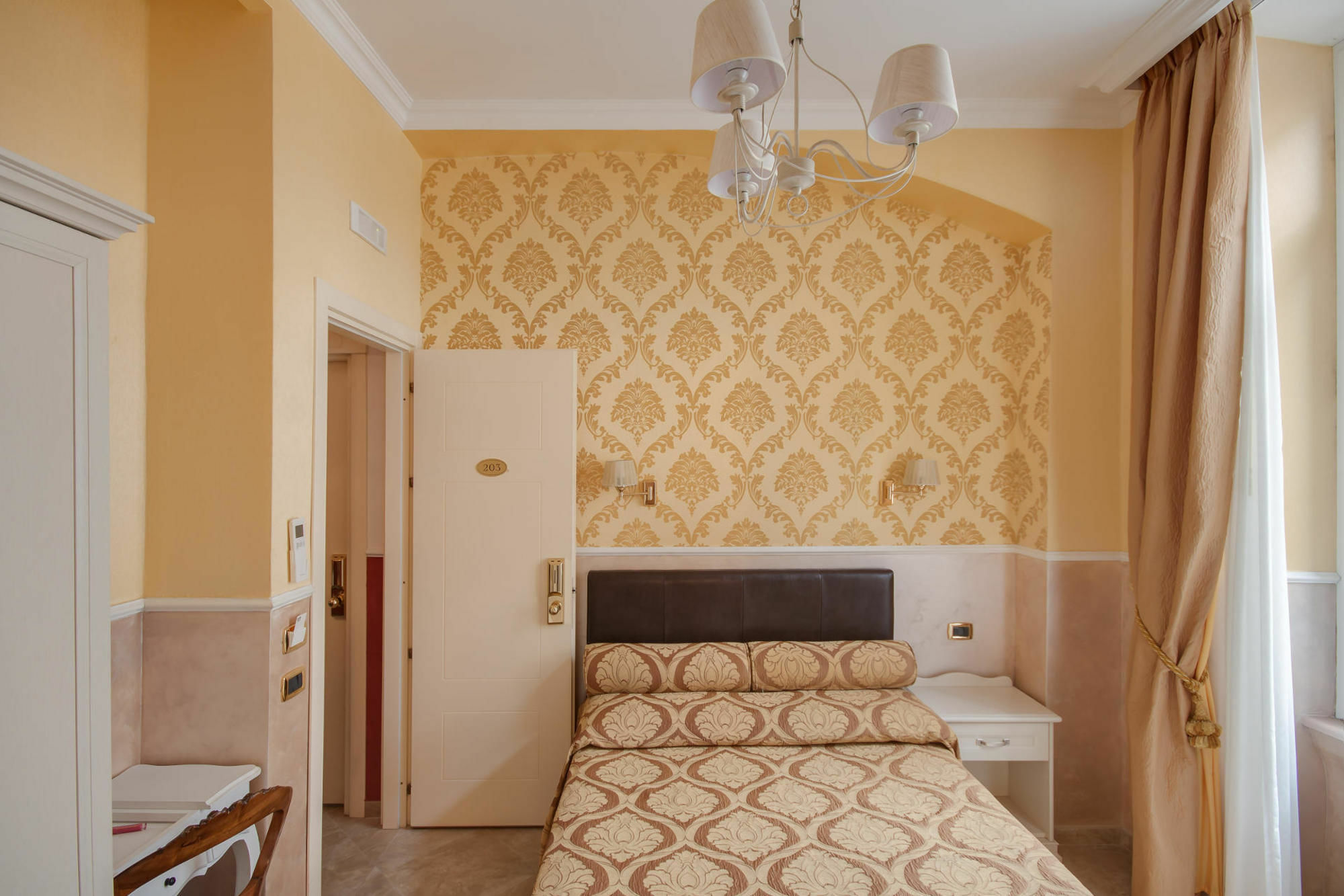 Quality In Rome Hotel ภายนอก รูปภาพ