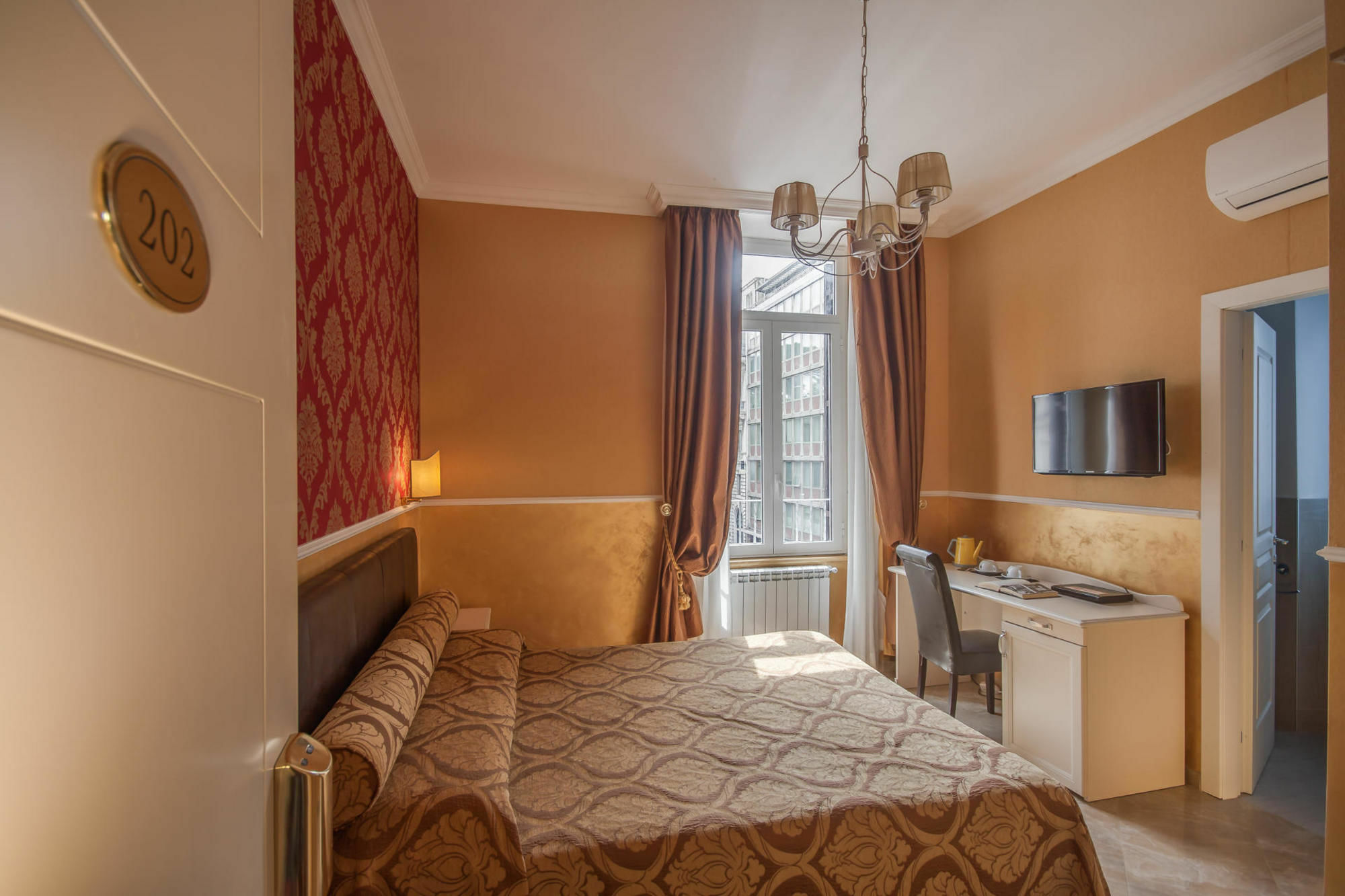 Quality In Rome Hotel ภายนอก รูปภาพ