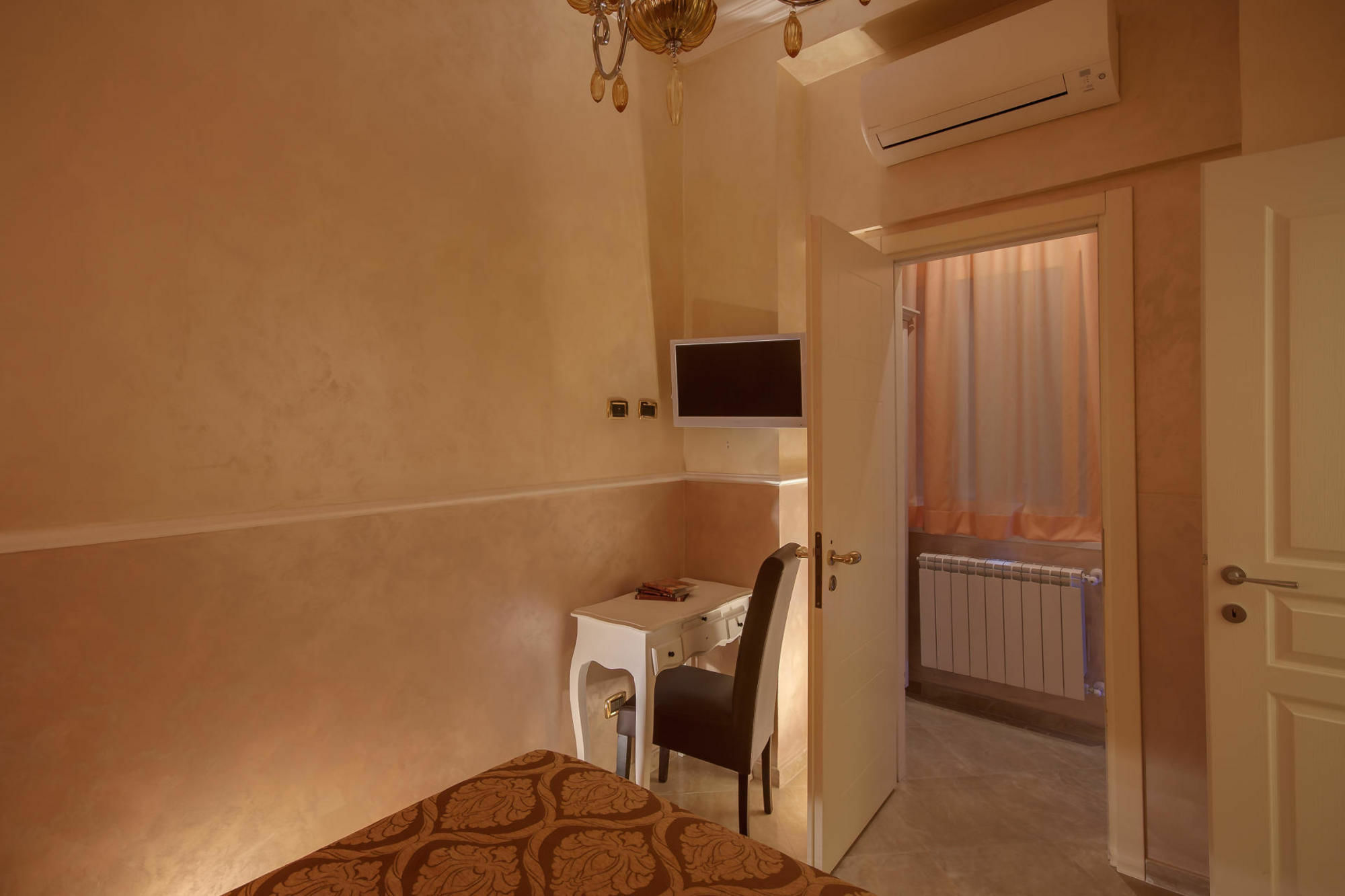 Quality In Rome Hotel ภายนอก รูปภาพ