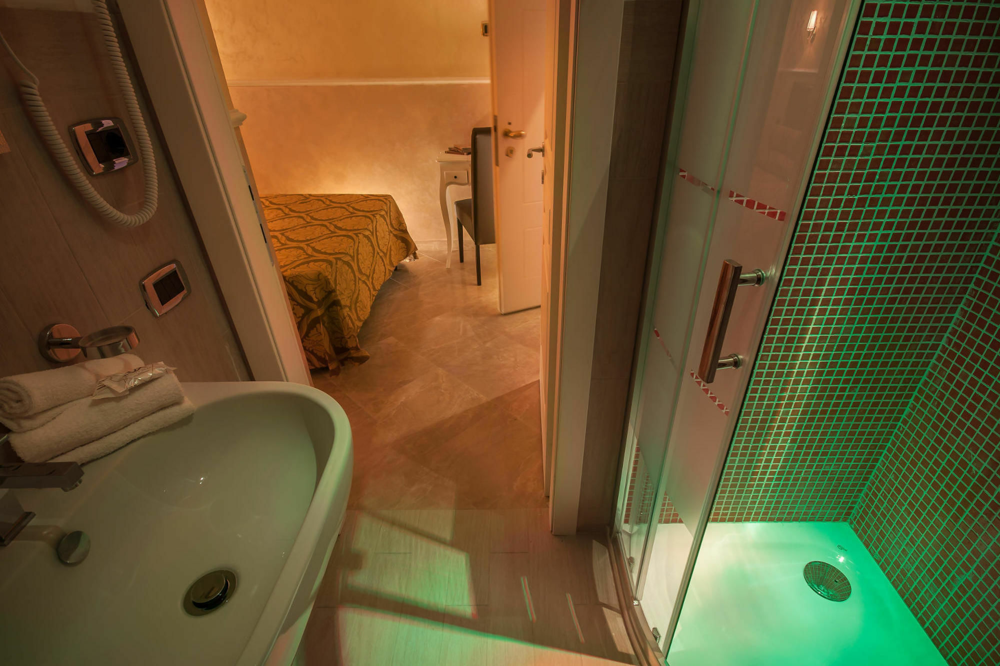 Quality In Rome Hotel ภายนอก รูปภาพ
